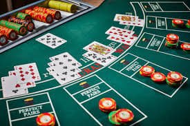 Ways of the Qilin slot reel display on daun123 slot mobile showing Qilin wild symbol and paytable